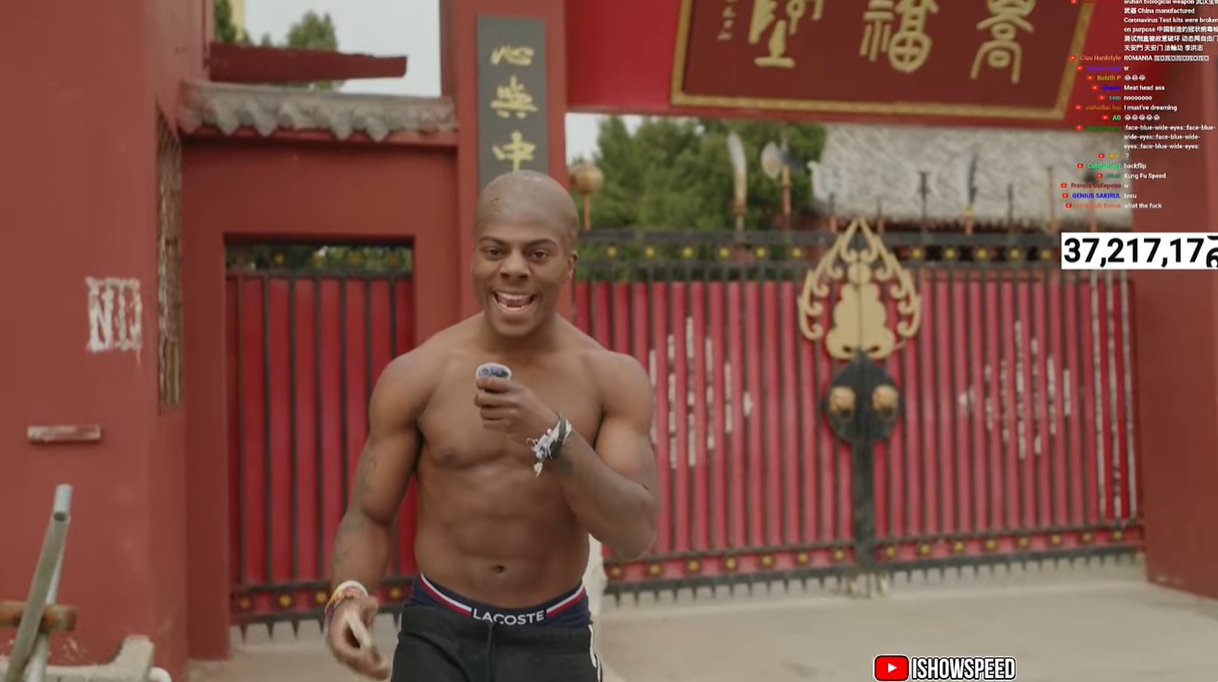 光頭造型！Speed中國行來到鄭州少林寺，上香拜佛學(xué)功夫