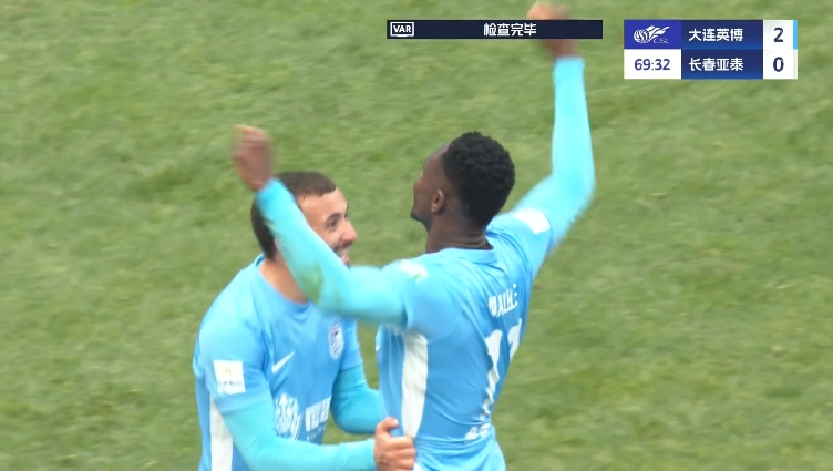 馬萊萊大連處子球！呂焯毅助攻馬萊萊破門，大連英博2-0亞泰