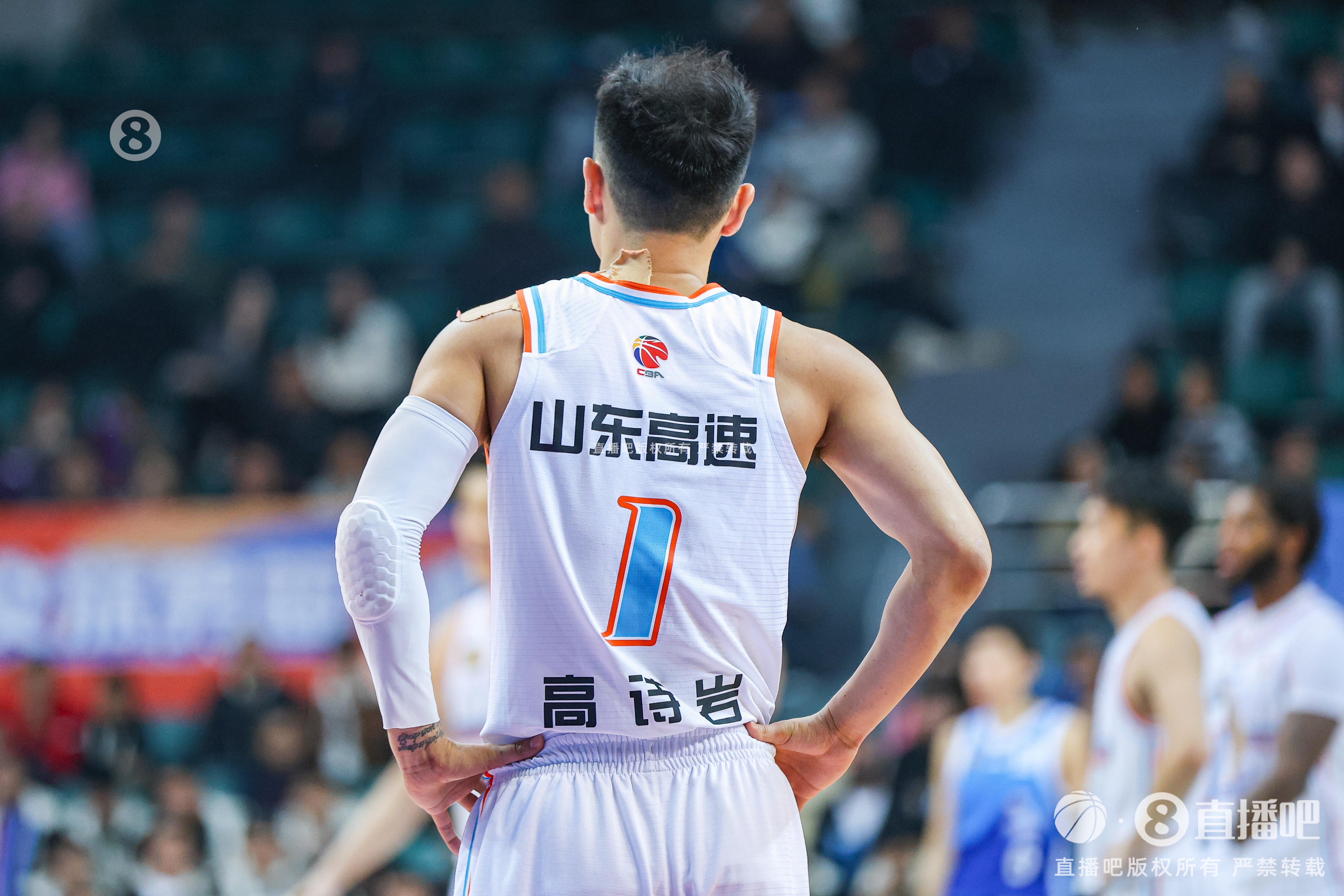 挺全面！高詩巖8中3拿到11分4板7助 罰球4中4