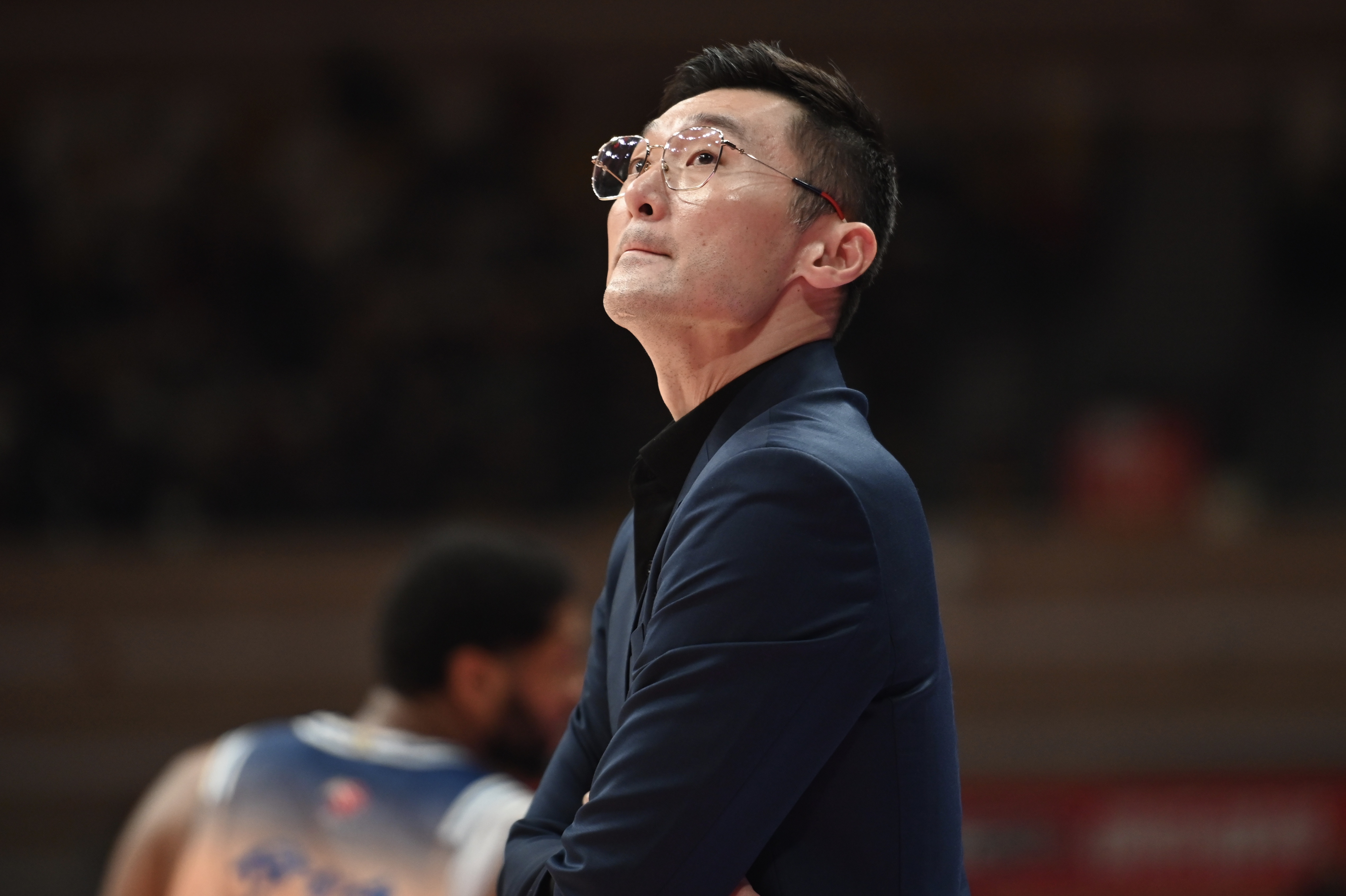 直接拉開(kāi)分差！新疆次節(jié)31-15凈勝深圳16分 開(kāi)局轟20-0